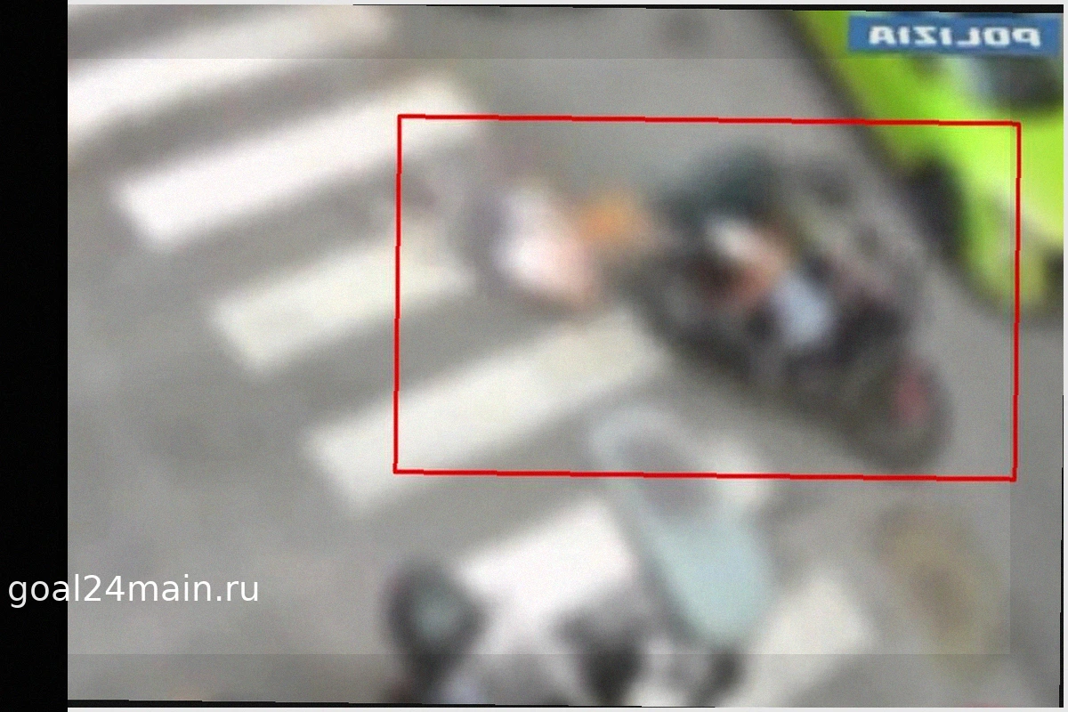 Шокирующее ограбление: пожилую женщину протащили по улице в Риме
