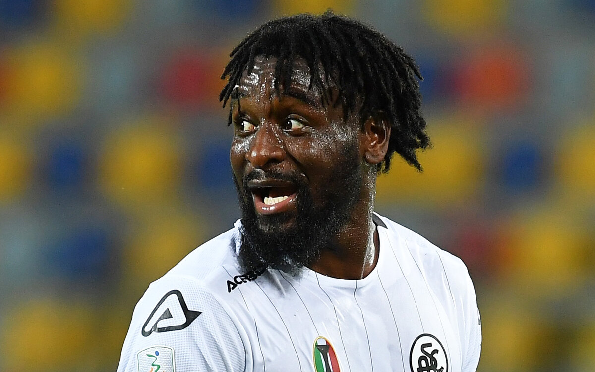 Preview ‘Команде не нужно твое эго’ — М’Бала Нзола подвергся критике тренера «Ланса» Вилла Стилла