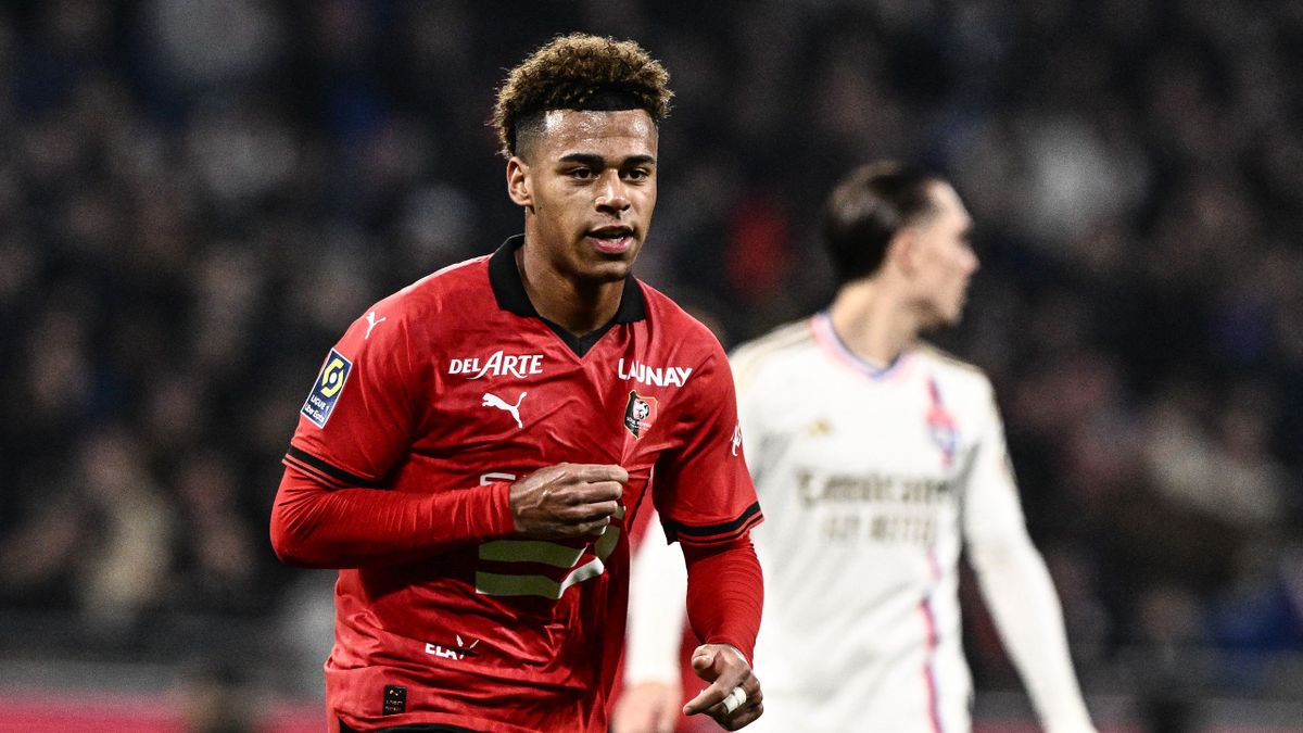 Preview Ренн планирует трансферное окно с Хабибом Бейе