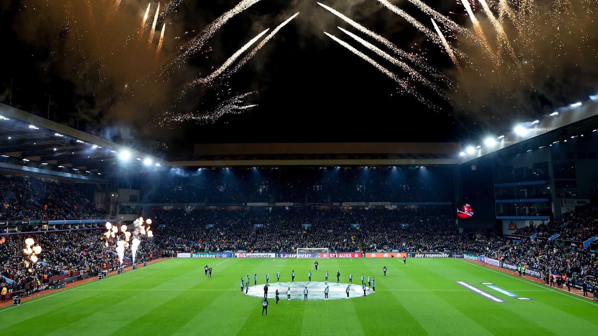 Preview Около тысячи фанатов «Астон Виллы» без билетов ожидаются в Париже на матч с «ПСЖ»