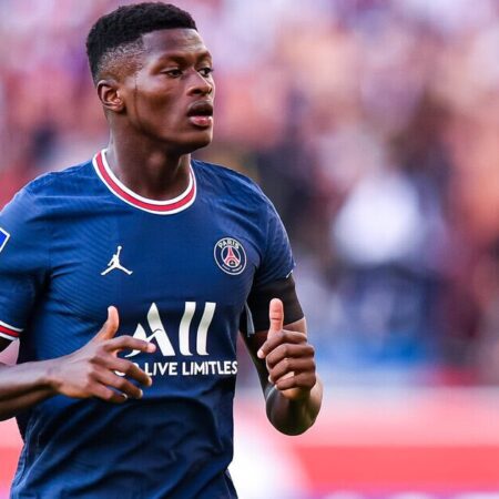 Нуну Мендеш из ПСЖ предостерегает от недооценки «Астон Виллы»