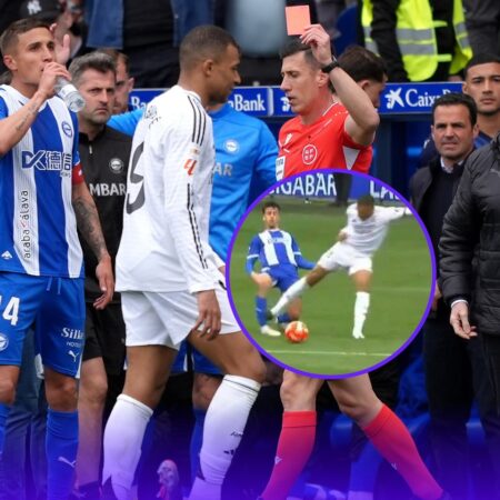 Килиан Мбаппе удален с поля за ужасный фол в матче за Реал Мадрид: Пропустит ли он Эль-Класико?