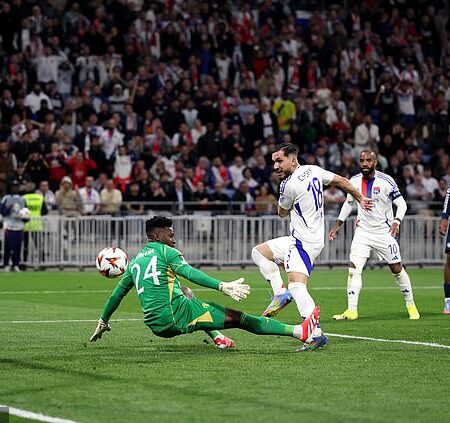 Ньюкасл вступает в борьбу за вингера Лиги 1, пока Бавария усиливает интерес