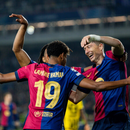 Вероятный состав «Астон Виллы» на матч с «ПСЖ»: Уоткинс в старте вместо Рэшфорда