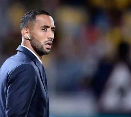 «Люди внутри клуба пытаются создать проблемы», — директор «Марселя» Мехди Бенатиа