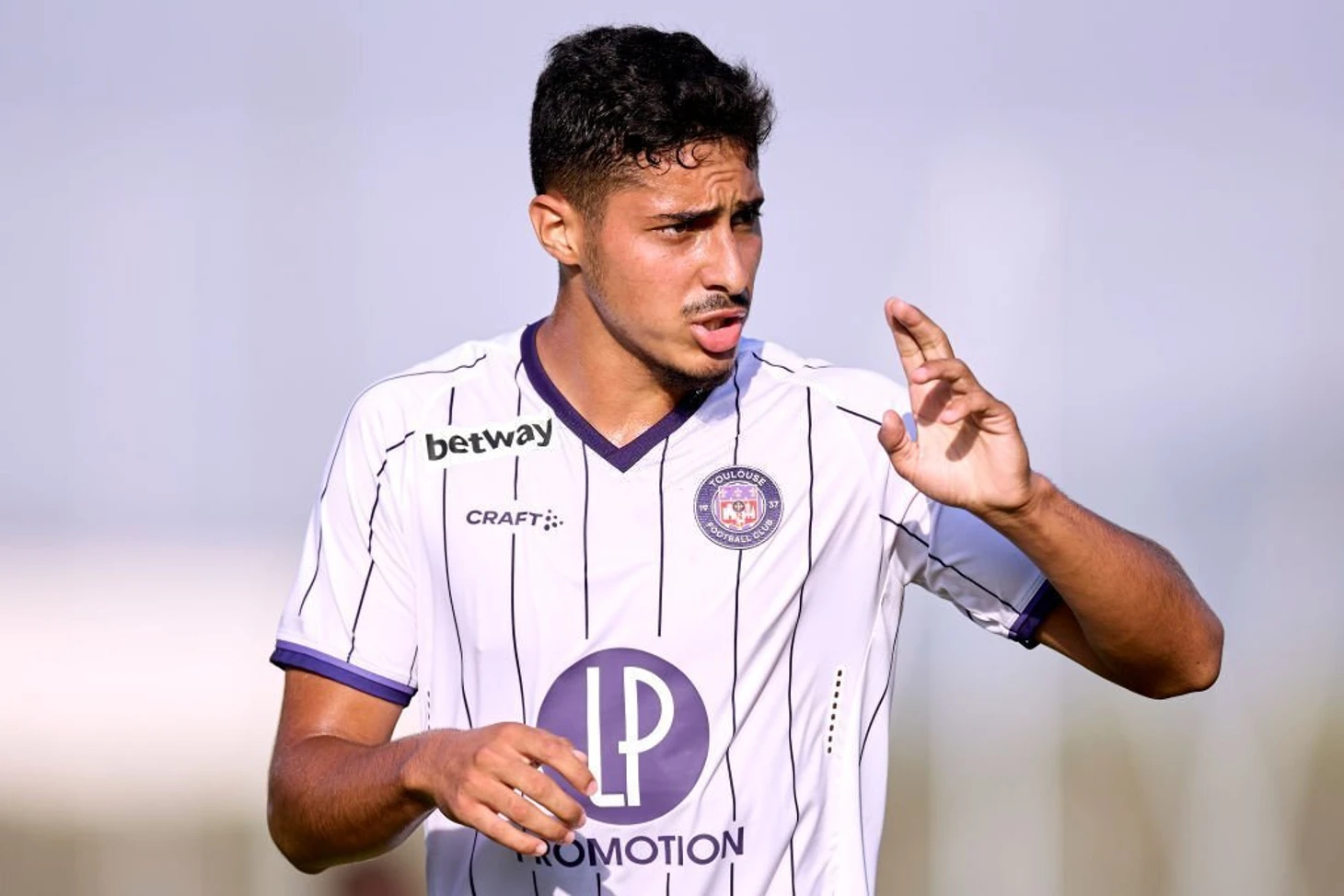 Preview Страсбур нацелился на Фареса Шаиби из Айнтрахта