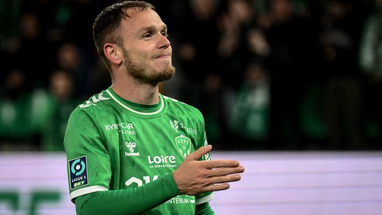 Preview Официально: Ирвин Кардона перешел в «Сент-Этьен» на постоянной основе