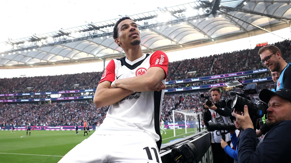 Preview Хьюго Экитике — восходящая звезда Бундеслиги, интересующая «Челси» и «Ливерпуль»