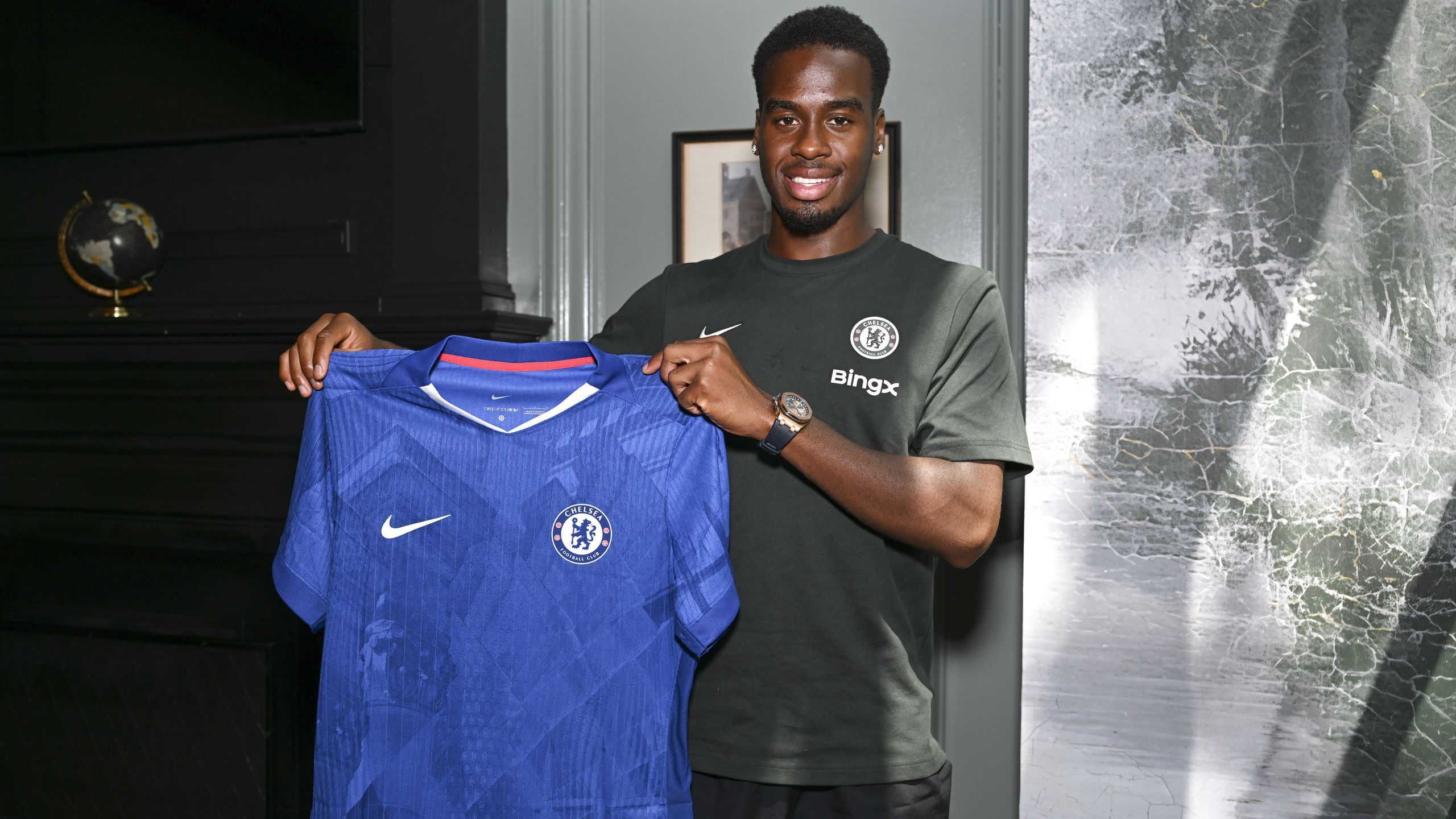 Preview Челси подтвердил переход Джейми Гиттенса из Боруссии Дортмунд