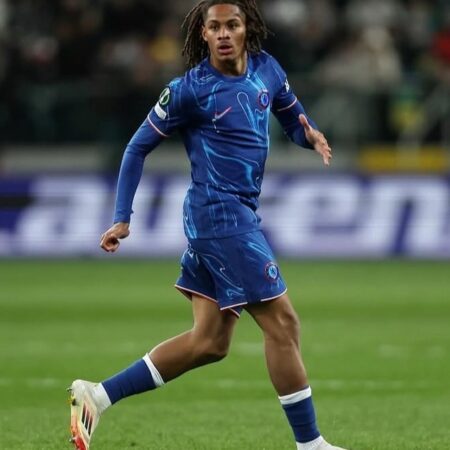 Матис Амугу переходит из Челси в Страсбур