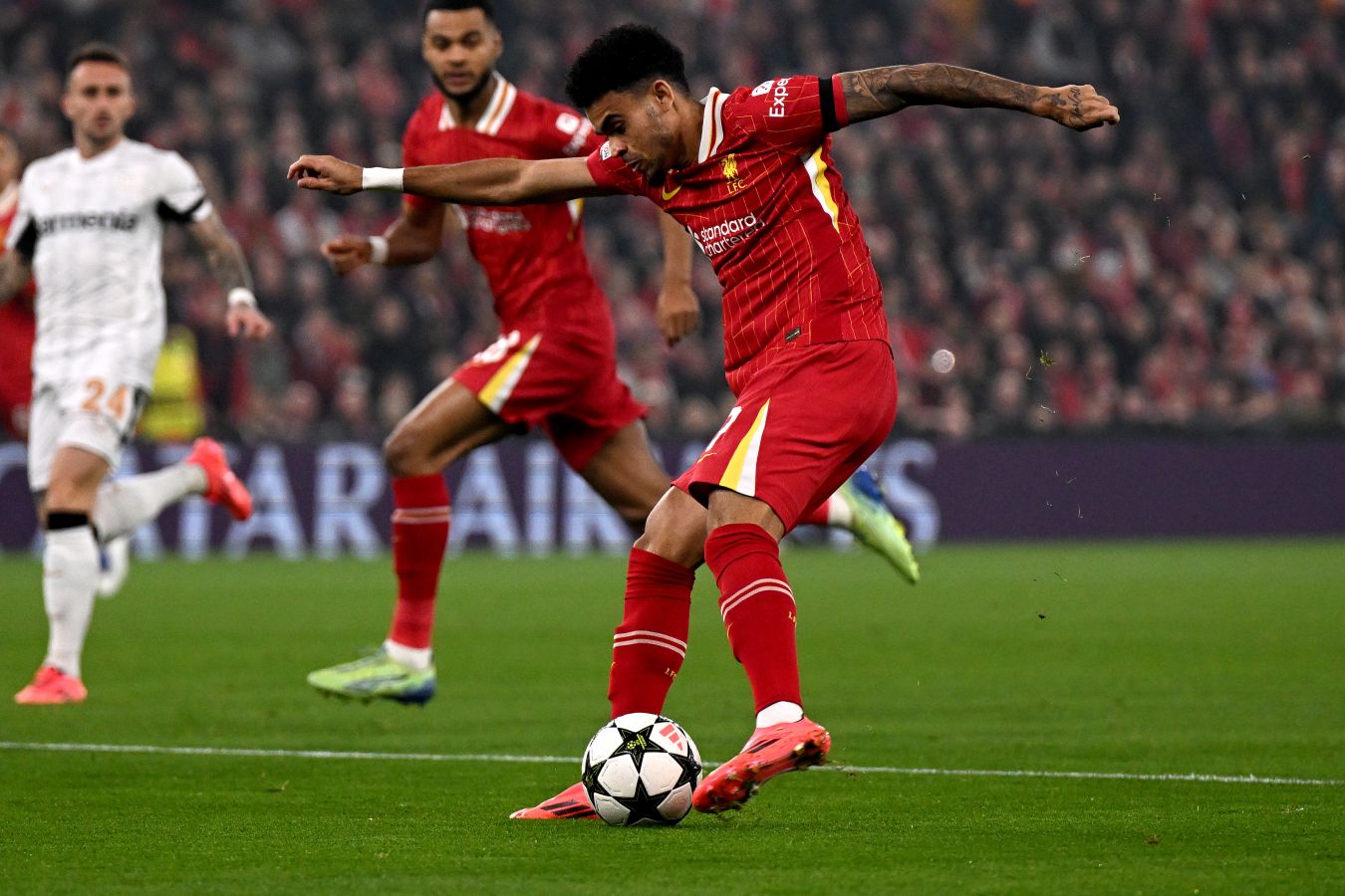 Preview Будущее Луиса Диаса в «Ливерпуле»: Интерес «Баварии» и возможный уход