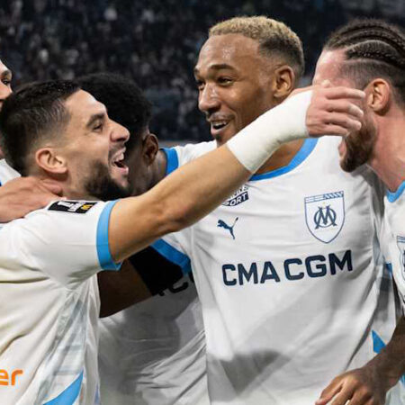 Битва тактик в Лиге 1: «Страсбург» принимает «Марсель»