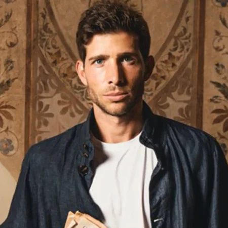 Комо: Плохие новости – травма Серхи Роберто и вынужденная замена от Фабрегаса