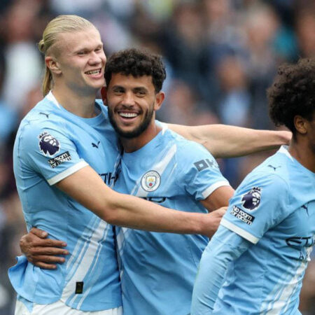 Манчестер Сити разгромил Бернли со счетом 5:1: Дубль Холанда и несчастливые автоголы Эстева