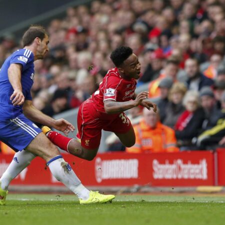 Премьер-лига: Шестой тур принес потрясения – «Ливерпуль» спотыкается, «Челси» терпит неудачу