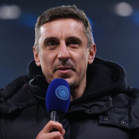 Гари Невилл пересмотрел свой прогноз на чемпионство в Премьер-лиге после того, как «Арсенал» сократил отставание от «Ливерпуля»