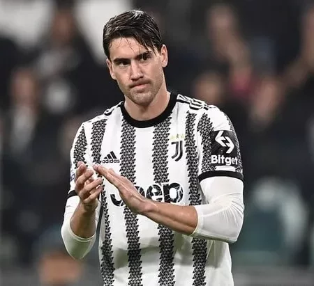 Слухи: Звезда «Ювентуса» Душан Влахович может перейти в «Челси» в 2026 году