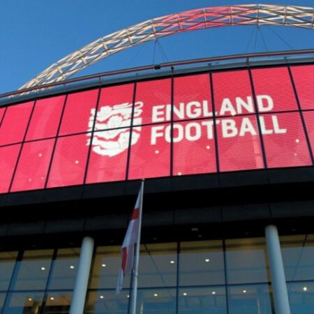 Независимый футбольный регулятор вводит обязательное лицензирование для клубов Англии