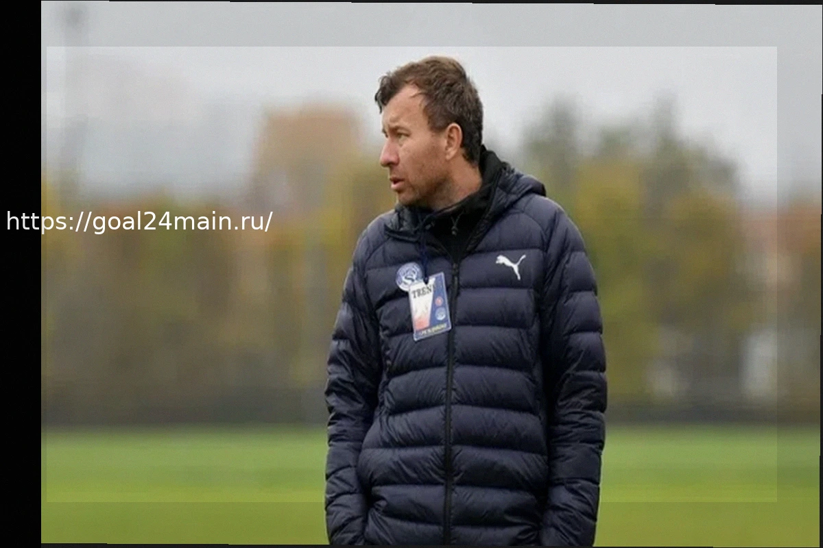 Preview Тренер тайно снимал футболисток в раздевалке. FIFPRO требует сурового наказания