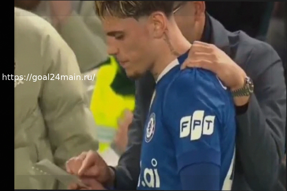 Preview Челси: Странная сцена с записками Розениора и недоумевающим Гарначо в матче с ПСЖ