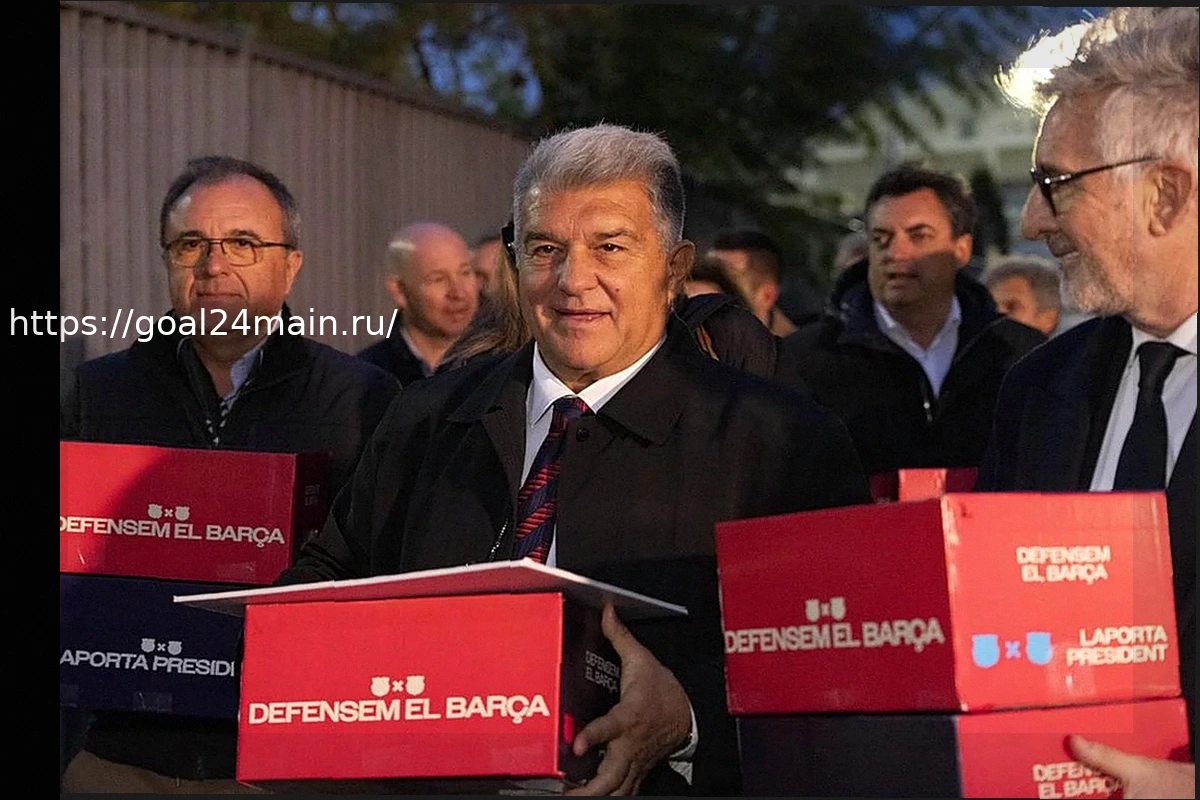 Preview Лапорта Обвиняет Агента в «Предательстве» После Ухода Таланта «Барселоны» Дро Фернандеса в ПСЖ