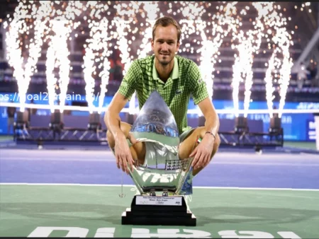 Одиссея Даниила Медведева: Ракетные удары в Дубае вынудили его совершить многочасовой объезд на пути в Индиан-Уэллс