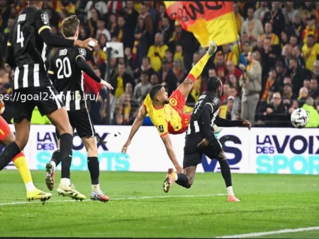 Ланс-Анже: «Забавный способ отметить день рождения» – великолепный удар через себя от Матьё Удоля