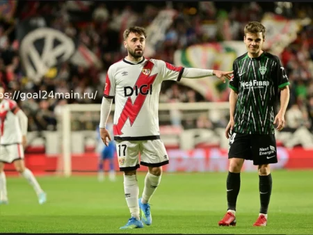 Райо Вальекано обеспечил себе передышку в борьбе за еврокубки, обыграв Эльче в меньшинстве