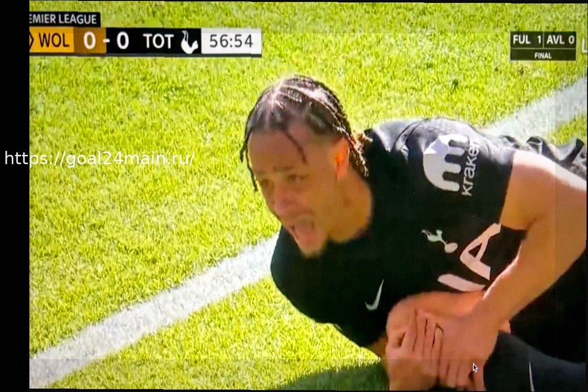 Preview Травма Хави Симонса: под угрозой участие в Чемпионате мира