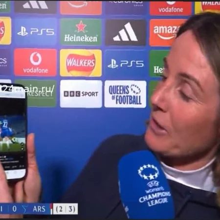 Соня Бомпастор вновь обрушилась с критикой на судейство после вылета Челси, подкрепив свои слова видео на телефоне