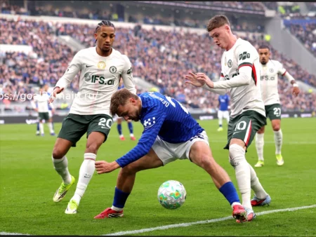 Барселона рассматривает неожиданный трансфер форварда Челси на замену Роберту Левандовски