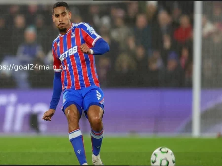 Новая тревога для «Трехцветных»? Максенс Лакруа покинул поле из-за травмы после столкновения с партнером по команде «Кристал Пэлас»