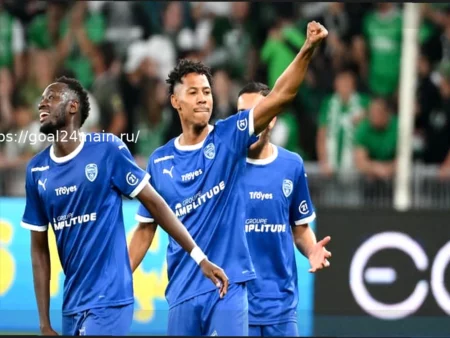 Труа возвращается в Лигу 1 после убедительной победы над Сент-Этьеном