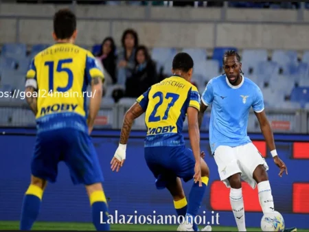 Лацио — Парма: Диалог VAR по офсайду Пеллегрино и руке Тавареса